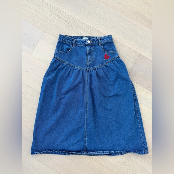 URBAN OUTFITTERS KIMCHI BLUE Clara Drop Waist Denim Midi Skirt- Size M - Picture 4 of 8